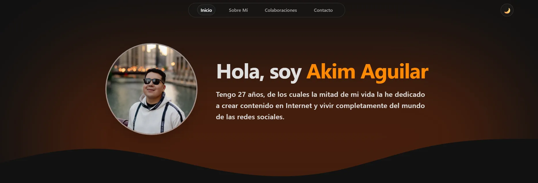 Captura del sitio Portafolio de Akim Aguilar